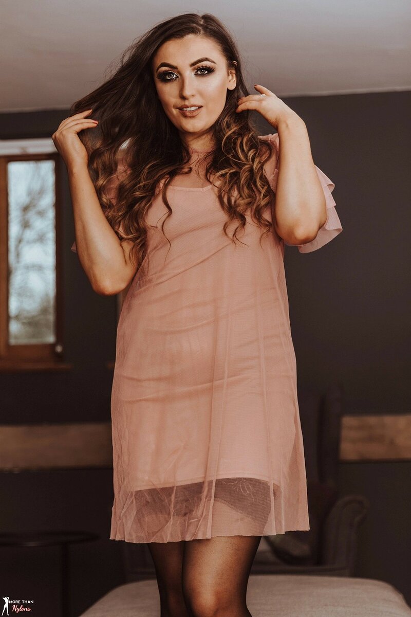 Неленка, 31 год, 2 размер груди